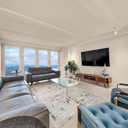 Luxury Beachfront Condo With Amazing Sunset Views